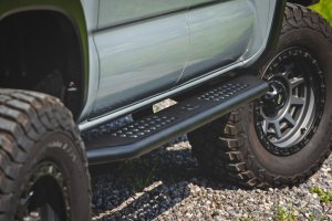 Toyota Tacoma Running Boards - Rough Country - OV2 - '16-'23